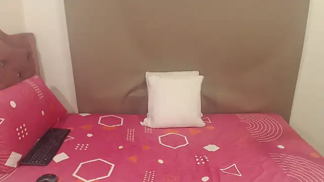kimberlyjamexxx online show from 03/28/26, 04:45