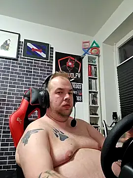 PupW0lfy online show from 01/06/25, 04:55