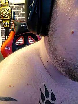 PupW0lfy online show from 02/27/25, 04:32