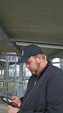 PupW0lfy online show from 10/22/25, 10:26