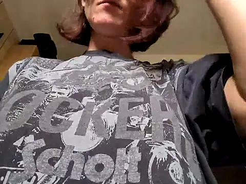 Snapshot of Milky_hairy_mommy chatting on 09/27/25, 08:41 Milky hairy mommy online show from 09/27/25, 08:41