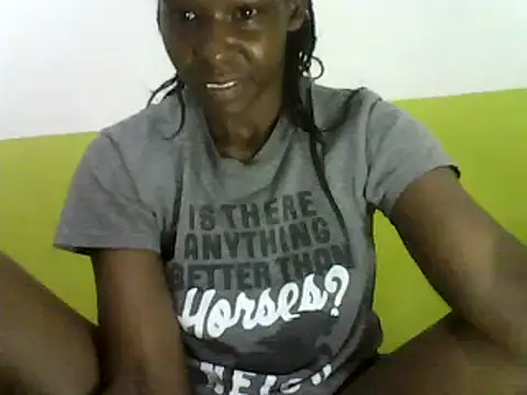 Snapshot of Claris2 chatting on 02/15/25, 04:47 Claris2 online show from 02/15/25, 04:47