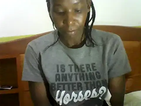 Snapshot of Claris2 chatting on 03/01/25, 07:15 Claris2 online show from 03/01/25, 07:15