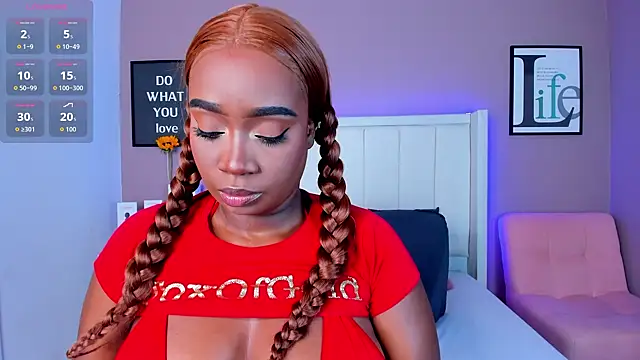 Britanymooree online show from 09/24/25, 07:39