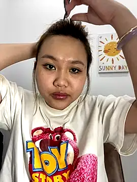 Odette68 online show from 12/18/25, 05:46