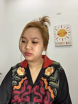 Odette68 online show from 02/08/26, 09:23