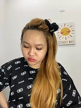 Odette68 online show from 03/12/26, 12:39