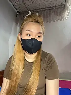 Odette68 online show from 04/21/26, 12:12