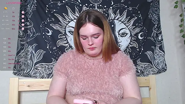 Snapshot of rozzhaos8 chatting on 12/27/24, 08:07 rozzhaos8 online show from 12/27/24, 08:07