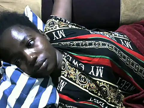 Snapshot of sweet_gal01 chatting on 03/03/26, 01:01 sweet gal01 online show from 03/03/26, 01:01