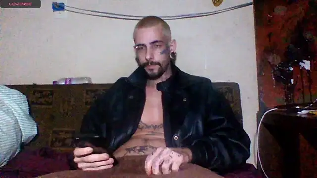 Snapshot of sellvageria chatting on 05/04/26, 02:40 sellvageria online show from 05/04/26, 02:40