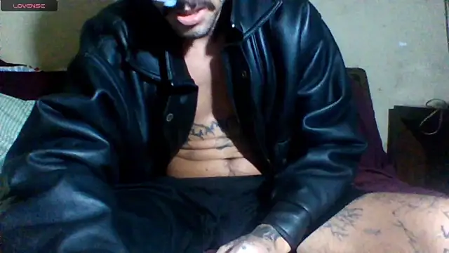 Snapshot of sellvageria chatting on 05/10/26, 02:39 sellvageria online show from 05/10/26, 02:39