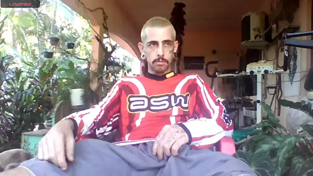 Snapshot of sellvageria chatting on 05/10/26, 04:34 sellvageria online show from 05/10/26, 04:34