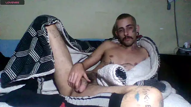 Snapshot of sellvageria chatting on 05/23/26, 04:18 sellvageria online show from 05/23/26, 04:18