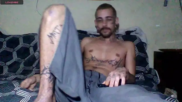 Snapshot of sellvageria chatting on 06/03/26, 12:02 sellvageria online show from 06/03/26, 12:02