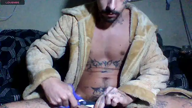 Snapshot of sellvageria chatting on 06/04/26, 03:23 sellvageria online show from 06/04/26, 03:23