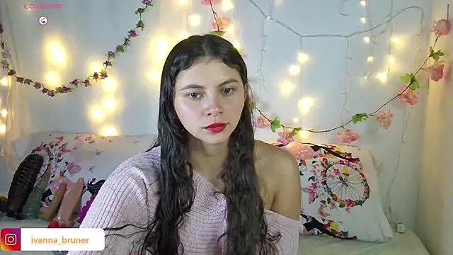 Snapshot of Ivanna_Bruner chatting on 01/25/25, 12:17 Ivanna Bruner online show from 01/25/25, 12:17