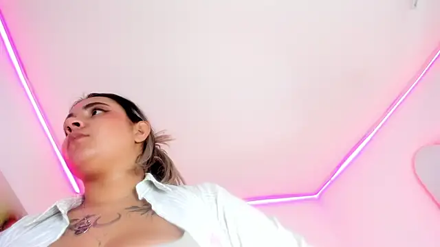  Ameliie online show from 02/21/25, 10:26