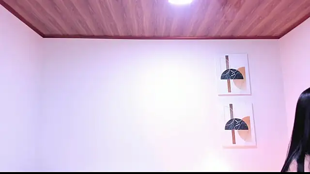 Snapshot of Lisa_laureent90 chatting on 03/16/25, 08:54 Lisa laureent90 online show from 03/16/25, 08:54