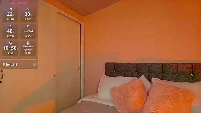 Snapshot of lovely__martina chatting on 03/15/25, 03:51 lovely  martina online show from 03/15/25, 03:51