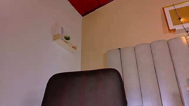 AbbyWathson online show from 10/11/25, 08:07