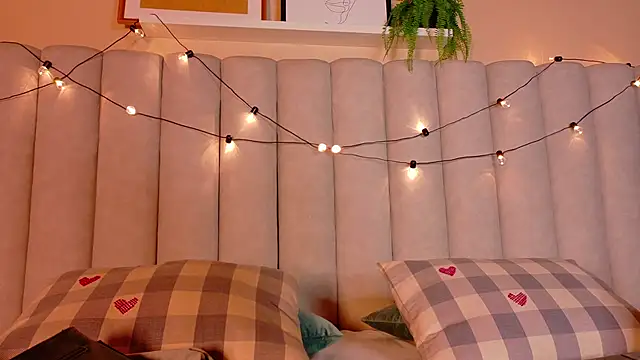 AbbyWathson online show from 11/13/25, 07:57