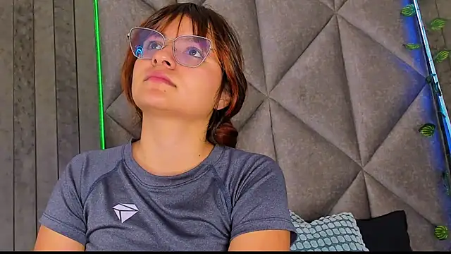 AbbyWathson online show from 11/22/25, 07:35