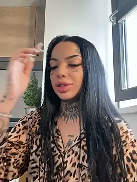 CreamyInkky  online show from 12/14/24, 07:18