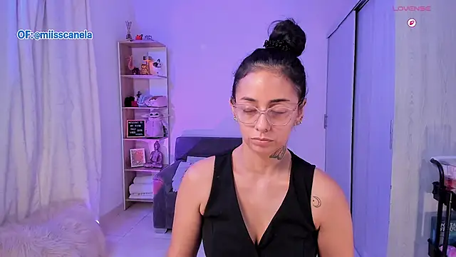 Aleja24Evans online show from 11/28/25, 12:13