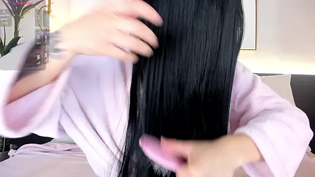 StacyRigel online show from 10/27/25, 12:09