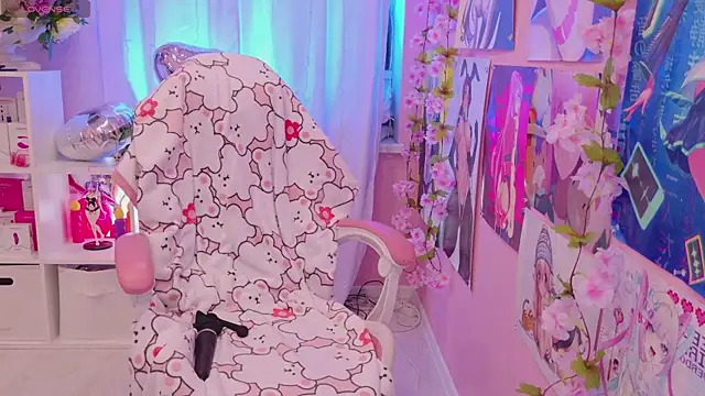 Coconut Mia online show from 02/12/26, 08:59