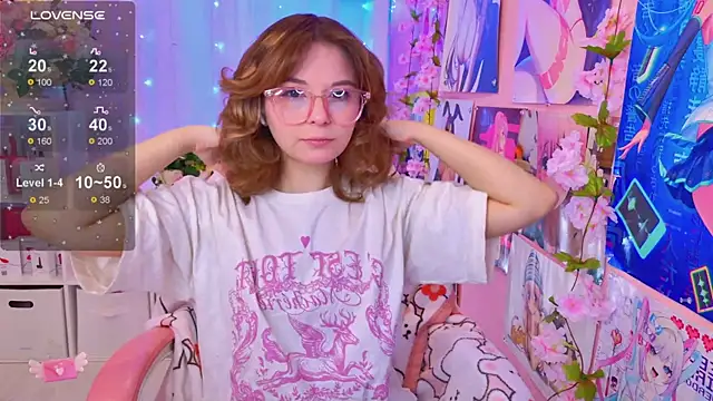 Coconut Mia online show from 04/21/26, 02:56