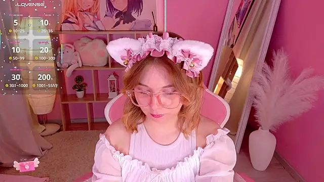 Snapshot of Coconut_Mia chatting on 07/28/26, 10:20 Coconut Mia online show from 07/28/26, 10:20