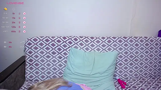 Olivia Graceee online show from 12/14/24, 09:07