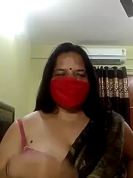 Snapshot of IndianAngle chatting on 01/09/25, 06:36 IndianAngle online show from 01/09/25, 06:36