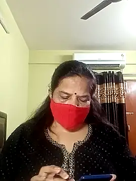 Snapshot of IndianAngle chatting on 01/24/25, 10:32 IndianAngle online show from 01/24/25, 10:32