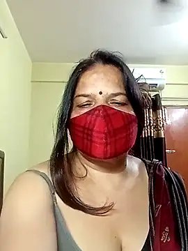 Snapshot of IndianAngle chatting on 02/02/25, 09:56 IndianAngle online show from 02/02/25, 09:56