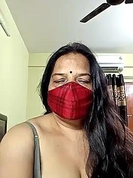 Snapshot of IndianAngle chatting on 02/24/25, 08:36 IndianAngle online show from 02/24/25, 08:36
