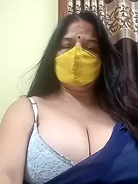 Snapshot of IndianAngle chatting on 09/21/25, 12:40 IndianAngle online show from 09/21/25, 12:40