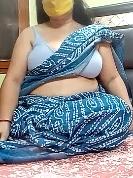 Snapshot of IndianAngle chatting on 10/05/25, 03:21 IndianAngle online show from 10/05/25, 03:21