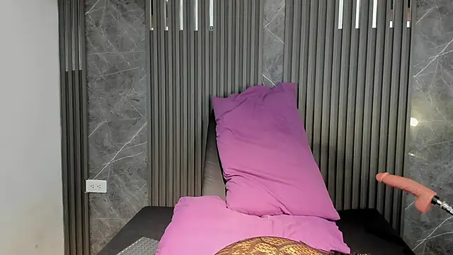 SaraiEvans online show from 02/03/26, 07:13