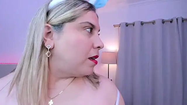 MissMaria online show from 04/05/26, 04:20