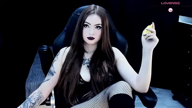 Snapshot of nasty_katty_ chatting on 06/09/26, 10:10 nasty katty online show from 06/09/26, 10:10