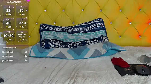 Snapshot of Aidan_twink chatting on 03/05/25, 01:52 Aidan twink online show from 03/05/25, 01:52