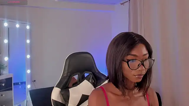 Snapshot of SavannahWildee chatting on 02/01/25, 02:24 SavannahWildee online show from 02/01/25, 02:24