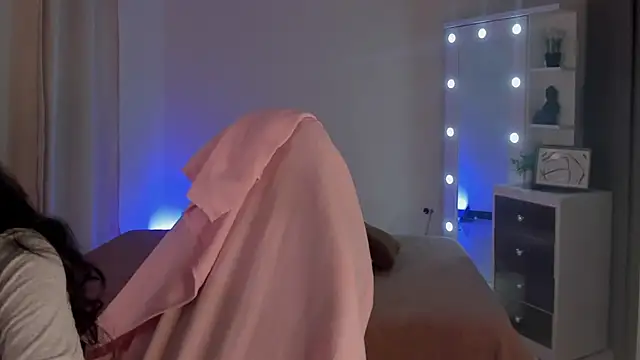 Snapshot of SavannahWildee chatting on 02/25/25, 12:03 SavannahWildee online show from 02/25/25, 12:03