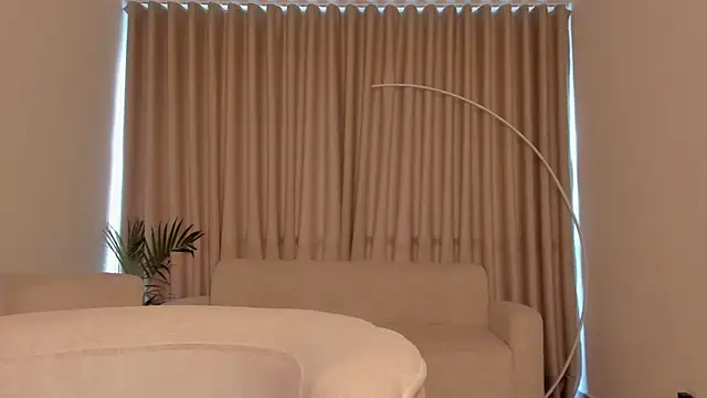 Snapshot of SavannahWildee chatting on 09/21/25, 12:07 SavannahWildee online show from 09/21/25, 12:07