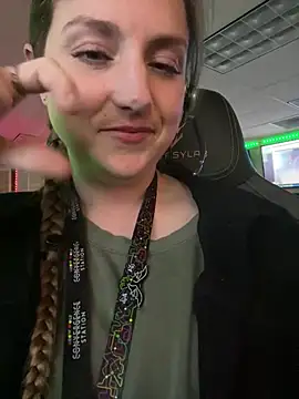 mirannacult online show from 12/17/24, 10:44