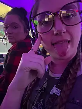 mirannacult online show from 01/06/25, 07:31