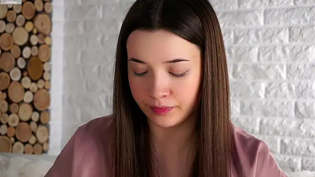 LowOncoming online show from 10/03/25, 03:03